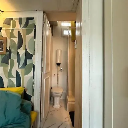 Apartment Cozy & Authentic In The Heart Of Paris